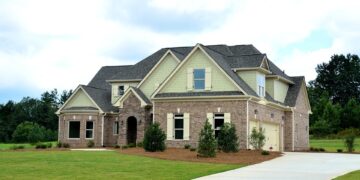 US Mortgage Rates Decline to 6.3%, Easing Affordability Concerns for Homebuyers