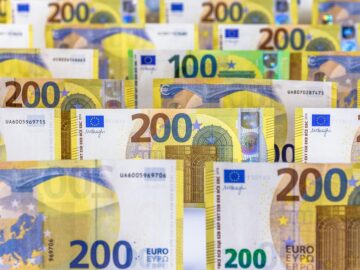 US regulators poised to offer capital relief to community banks, Bloomberg News reports, Published on Wednesday, October 15